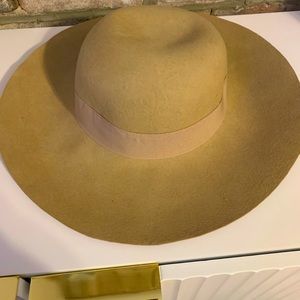 White House Black Market tan hat